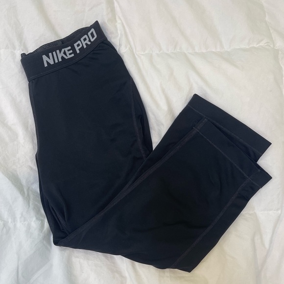 Nike Pro Dri-FIT Training Capri Black/White Sz Small - Picture 2 of 6